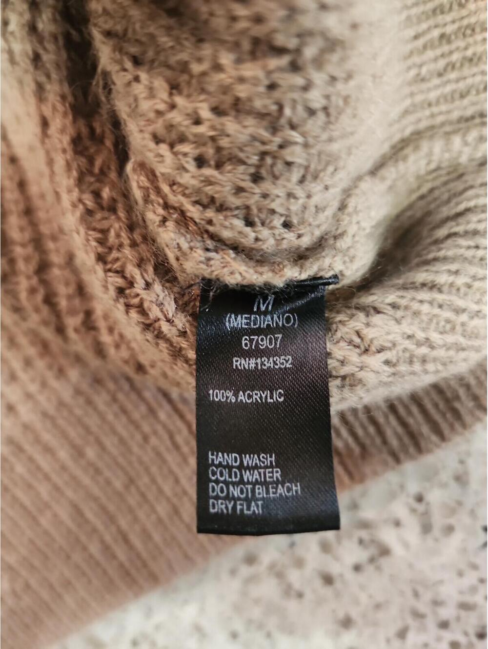 Sweater - Picture 8 of 8